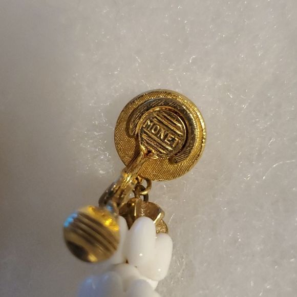 Vintage Monet Clip on Earrings - Picture 3 of 3